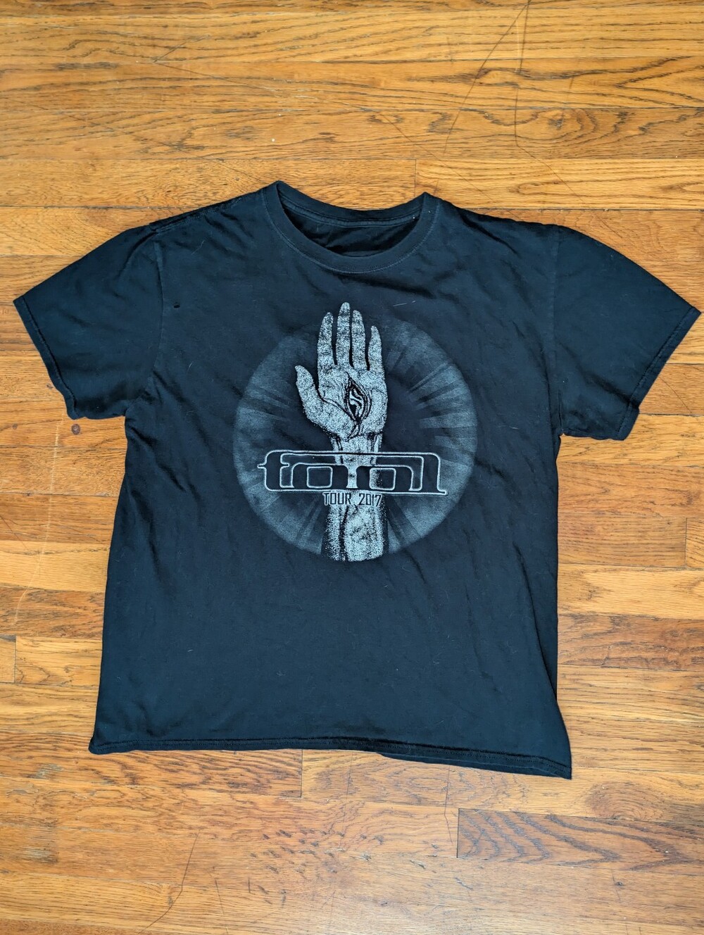 Tool Music Band Grunge Rock Tour 2017 Band T-shirt Unisex Size Large
